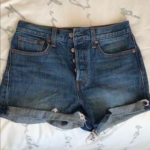 Levi’s shorts